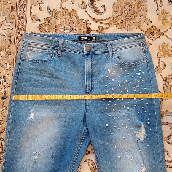 Design Lab Distressed Pearl Embellished Jean - Picture 8 of 10